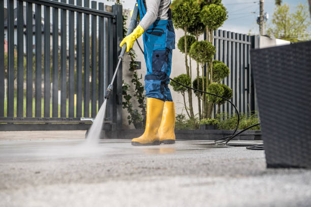 Why Choose Our Certified Pressure Washing Experts for Your Project Needs in Laguna Heights, TX?