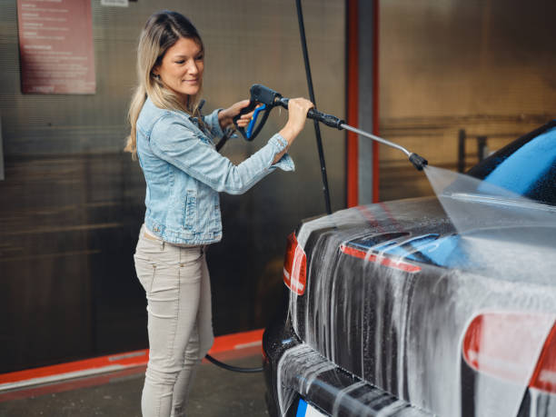 Why Choose Our Certified Pressure Washing Experts for Your Project Needs in Laguna Heights, TX?
